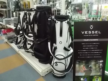 VESSEL GOLF（ヴェゼルゴルフ）のキャディバッグ、ヘッドカバーが入荷