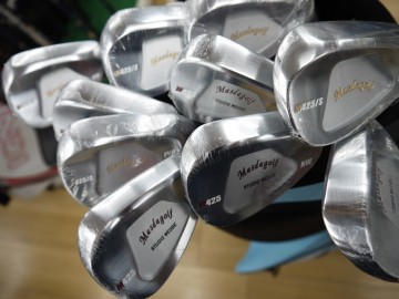 マスダゴルフM425ウェッジ グースネックとストレートネックの比較