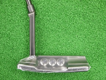 入荷情報】B3 TRIPLE BLACK NEWPORT 2 LONG NECK（ビースリー トリプル